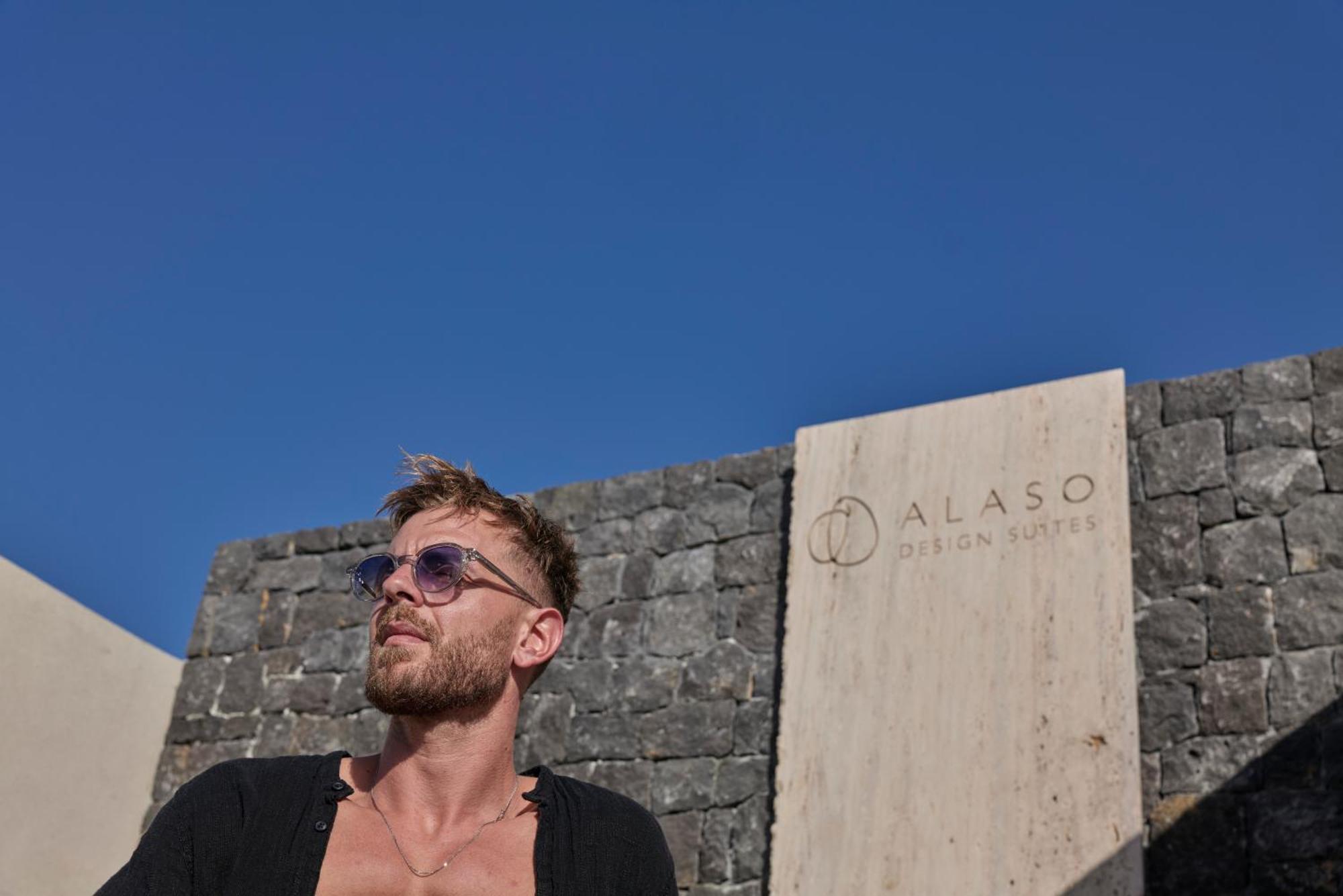 Alaso Design Suites Fira  Eksteriør billede